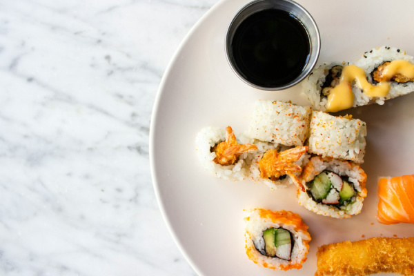 BENEFICIOS SALUDABLES DEL SUSHI