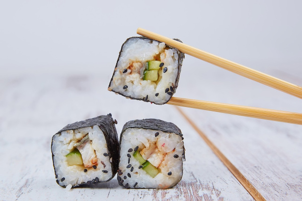 MAKI SUSHI: RODANDO HACIA LA PERFECCIÓN