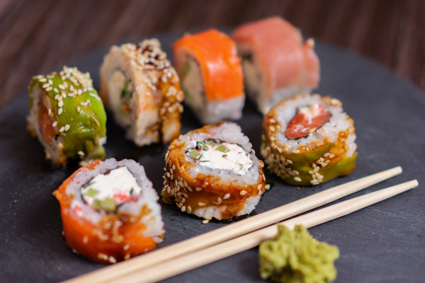 Cómo Comer Sushi como un Auténtico Japonés! 