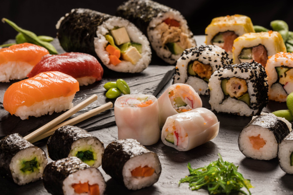 Sabores exóticos de sushi | Menú Infinity de Sushisom para este verano