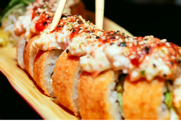 Cata de salsas: los sabores secretos que realzan tu sushi (y cómo combinarlas en Sushisom)