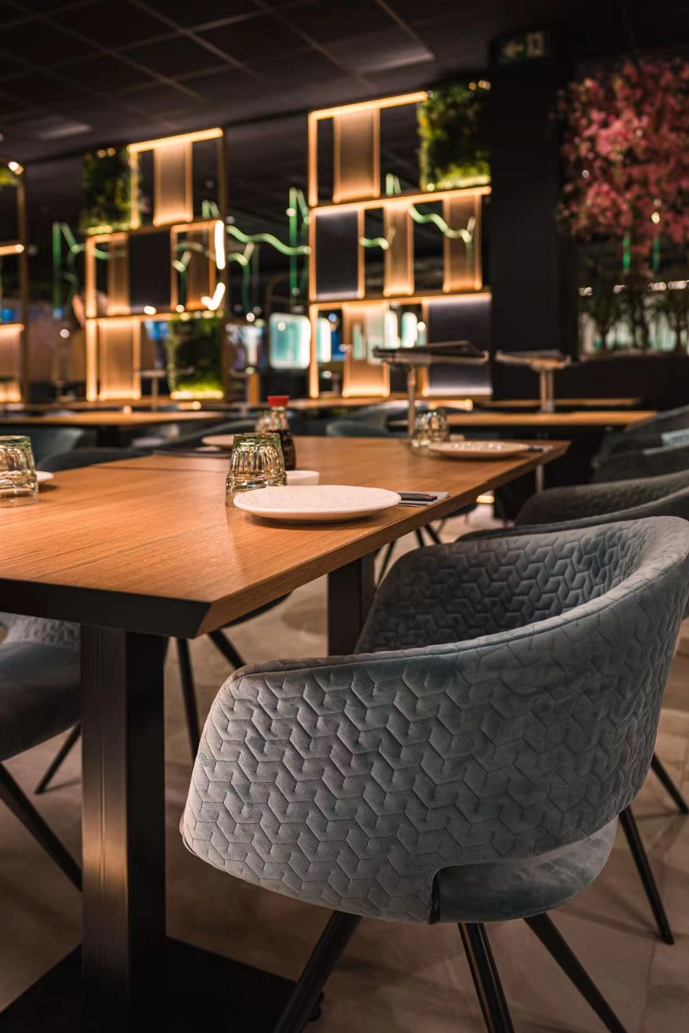 Decoración del restaurante asiático — Sushisom Terrassa Plaça